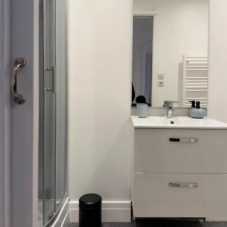 Large Downtown דירה קורביל-אסונס